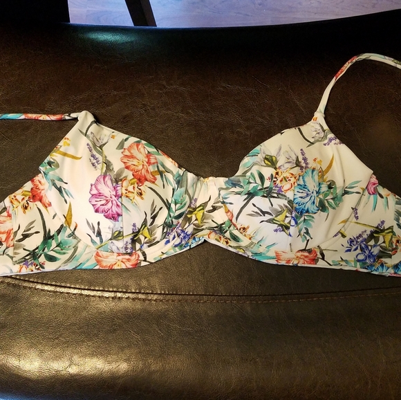 Pink Colada Other - Pink Colada-Bikini Top in Maldives